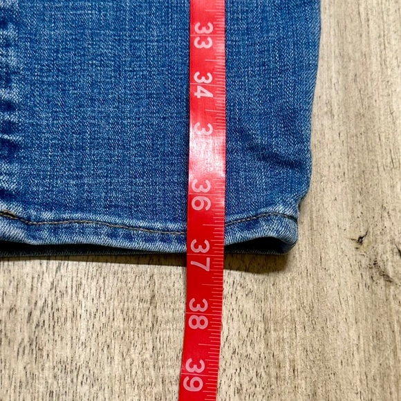 Lucky Brand Hayden Crop Jeans - Picture 11 of 11